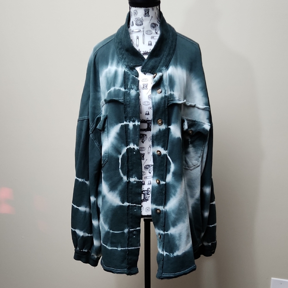 Blue Buttercup Tie-Dye Boho Distressed Oversized Shacket Button-Down Women's Lg